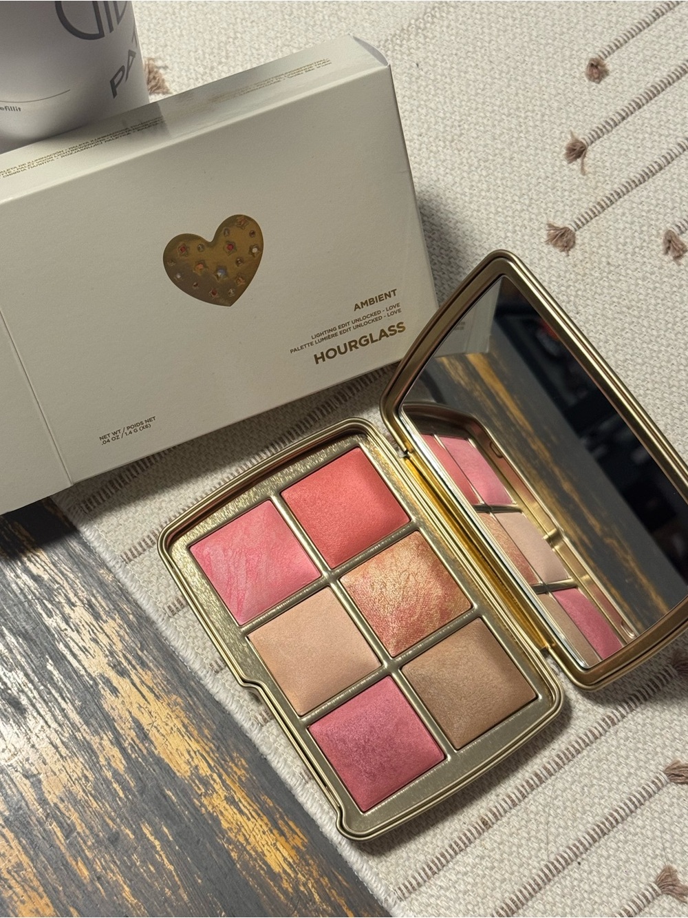 Hourglass Love Palette Exclusive brand new and in box new release